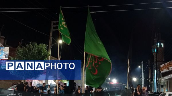 اهتزار پرچم ماه محرم در شهر بن 