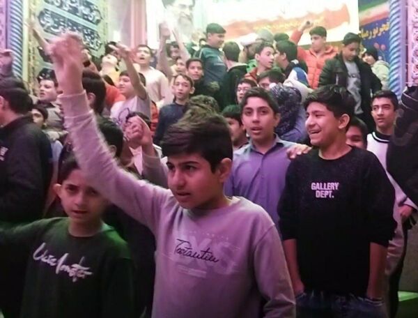 نسل z فریاد الله اکبر را در نیشابور سر دادند