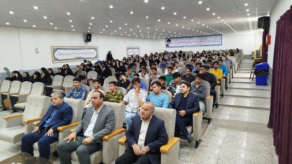همایش راه روشن در شهرستان خلیل آباد 