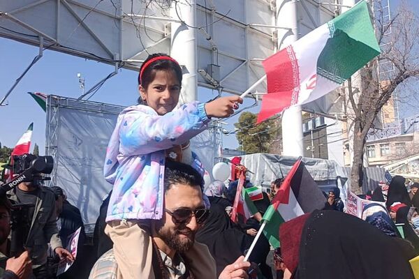 تصاویری ازحماسه حضور عاشقان انقلاب اسلامی 