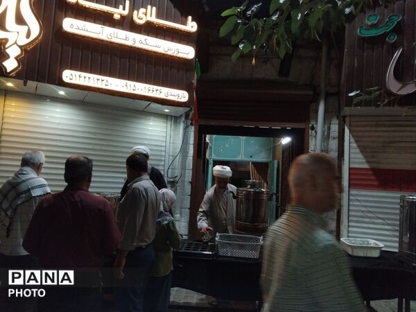 روضه و چای، رسمِ ماندگارِ طلاب در شبِ فراق