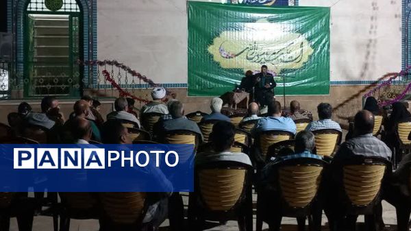 شکوه جشن میلاد پیامبر رحمت (ص) در جوار مسجدالنبی(ص) نیم‌ور