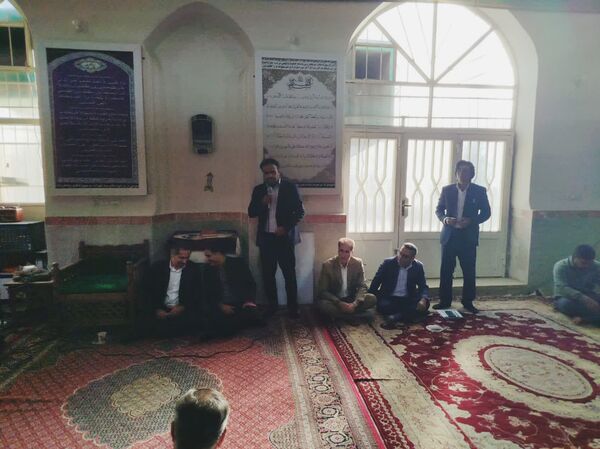 جلسه هادی هاشمی‌نیا با اهالی محله ده‌محسن؛ تأکید بر رفع مشکلات زیرساختی و خدمات شهری