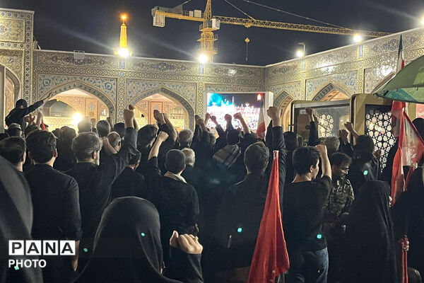 مشهد در سوگ؛ بدرقه باشکوه رهبر شهید انقلاب در جوار بارگاه رضوی