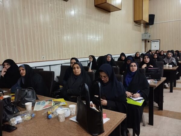  گردهمایی مدیران مدارس مجری یاریگران زندگی در مازندران