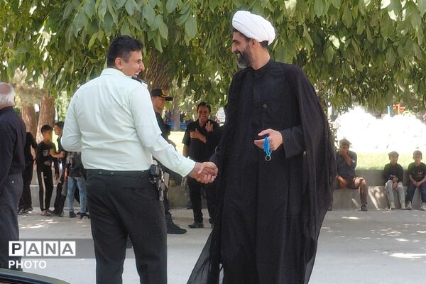 مراسم معنوی عاشورای حسینی بر مزار شهدای گمنام لردگان