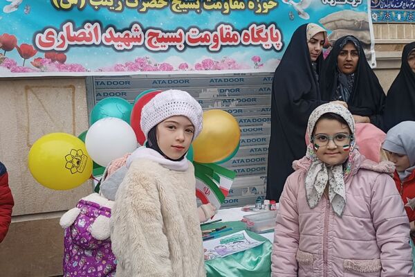 شور انقلابی در پیشوا، همه یکصدا برای ایران در 22 بهمن