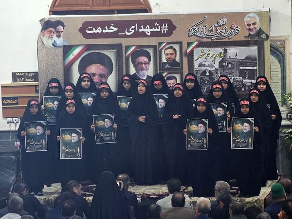 مراسم گرامیداشت شهدای خدمت و سال‌روز آزادسازی خرمشهر در مسجد امام حسین(ع) نیشابور