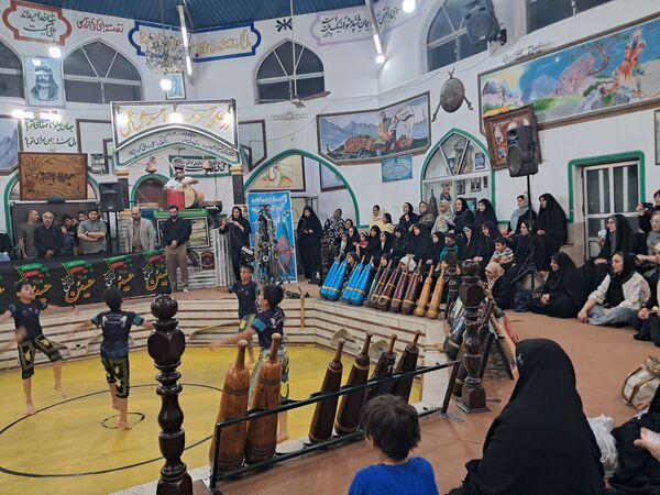 محفل انس با قرآن کریم در زورخانه باب‌الحوائج قائمشهر