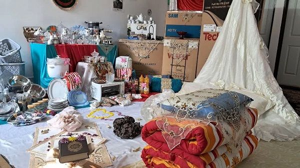 اقدام دو گروه جهادی در تهیه جهیزیه برای یک نوعروس در نیمه شعبان

