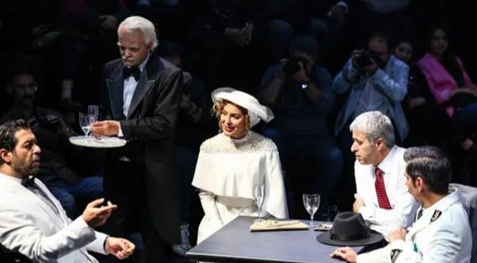 از ورود اتفاقی به تئاتر تا نگاه حرفه‌ای به صحنه