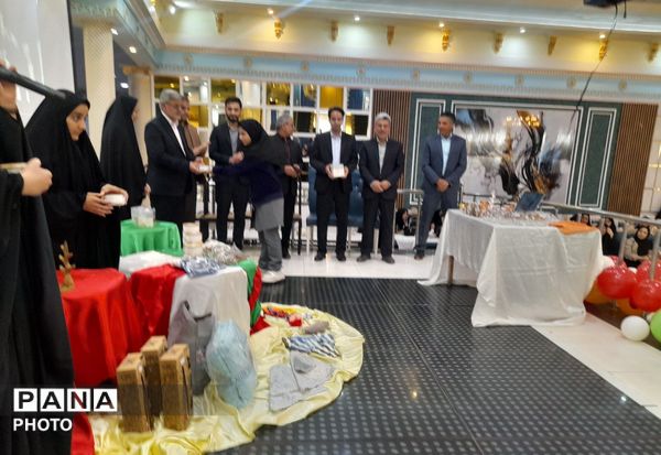 جشن ستارگان ویژه دانش آموزان دبیرستان حضرت معصومه (س) خلیل آباد