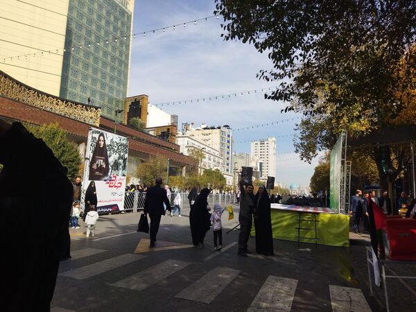 راهپیمایی ۱۳ آبان در تبادکان