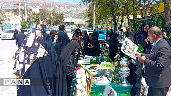 نماز جمعه عبادی و سیاسی در مصلی یاسوج