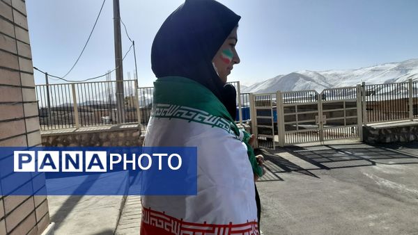 زنگ انقلاب در مدرسه فاروق منصور عباسی شهرستان اردل