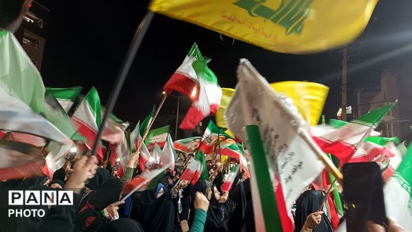 دومین اربعین حضور مردم غیور نیشابور همزمان با دومین سالگرد شهادت شهدای خدمت