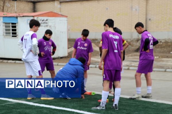 آیین افتتاحیه زمین ورزشی چمن مصنوعی اورین