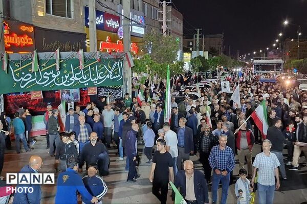 حضور مردم و مسئولین در تجمعات شبانه صفادشت