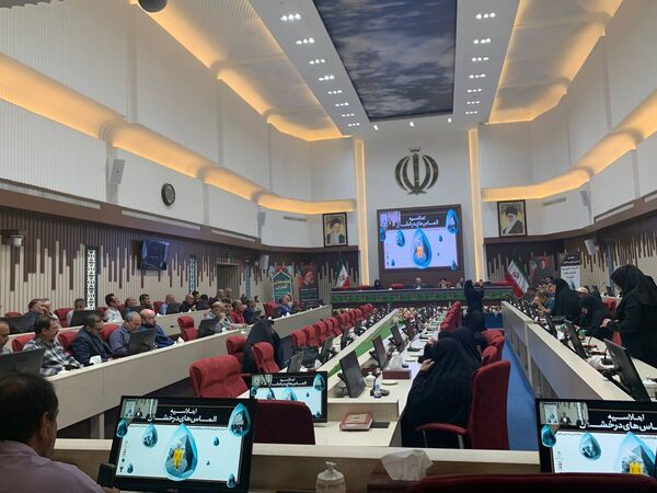 اجلاسیه الماس‌های درخشان در مشهد