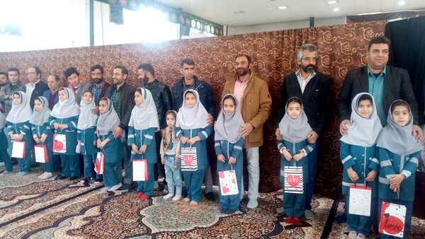 برگزاری مراسم روز پدر در مدارس خلیل‌آباد 