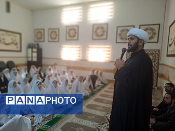 برگزاری نماز جماعت و زنگ گفت‌وگو در اسلامشهر