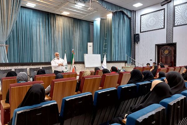 برگزاری دومین دوره تربیت مربی پیشتازان سازمان دانش‌آموزی در کهریزک 