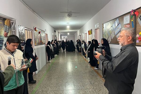  کلاس‌های دبستان دخترانه بعثت ۲ به نام مقدس شهدای شهریار