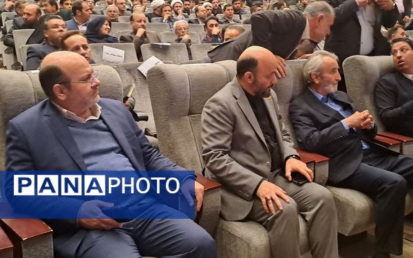 آیین نکوداشت خیر مدرسه ساز عبدالرضا وکیلی با حضور وزیر آموزش و پرورش در نیشابور 