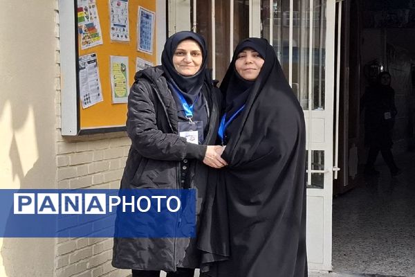 برگزاری بازارچه اقتصادی در دبیرستان شاهد تکتم