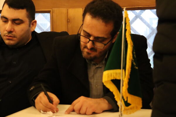 میز خدمت در بخش بندپی شرقی به‌مناسبت دهه فجر