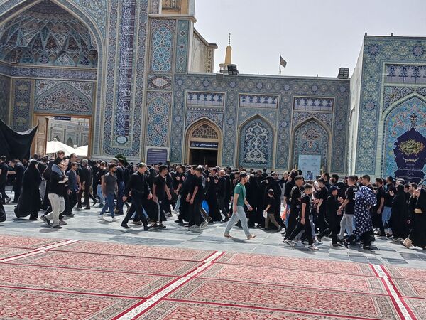 عزاداری زائران حضرت رضا (ع) 