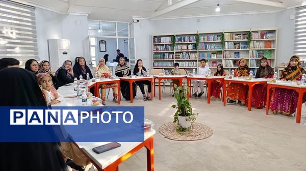 حضور مسئولان کانون پرورش فکری کشور در جاسک و نوید اجرای تماشاخانه سیار