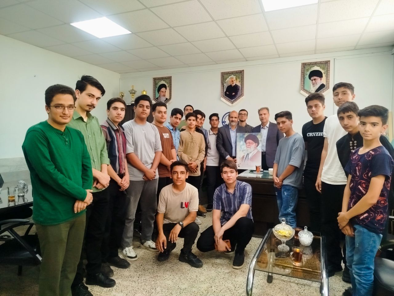 دیدار روسای انجمن اسلامی مدارس شهرستان کاشمر با معاون پرورشی و تربیت بدنی کاشمر