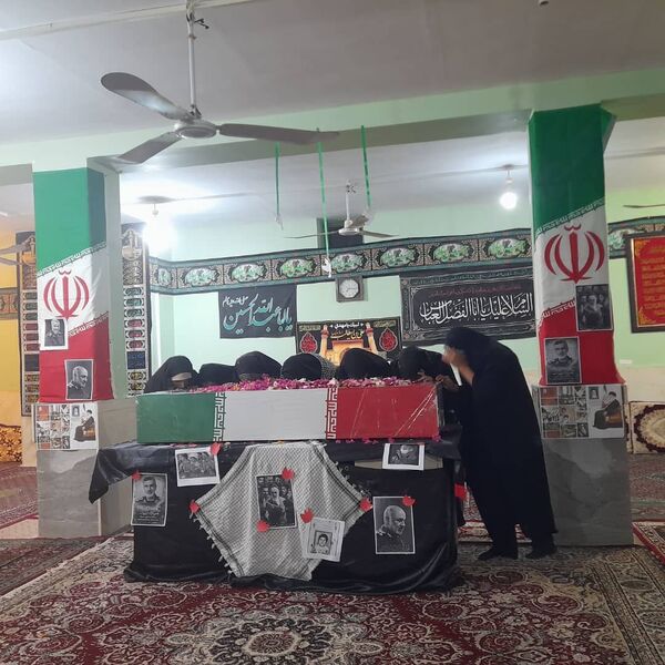 مراسم استقبال از شهید گمنام در روستای سرزه 