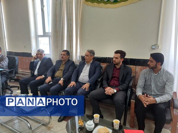 بازدید معاون آموزش متوسطه اداره‌کل آموزش و پرورش استان از مدارس شهرستان جاجرم 