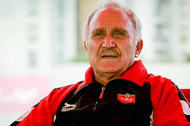 با غیرت‌ها پیراهن پرسپولیس را بر تن کنند