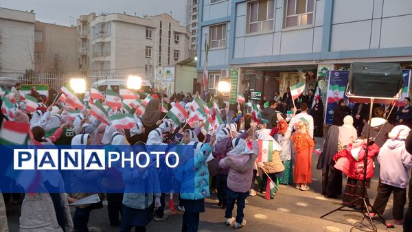  پژواک پرتاب ماهواره‌های ایرانی در دبستان نرجس ناحیه یک کرج 