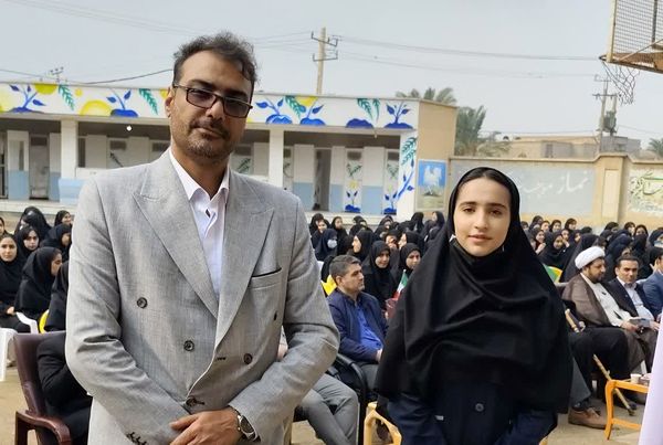 نواختن زنگ هفته کتاب و کتابخوانی در کارون