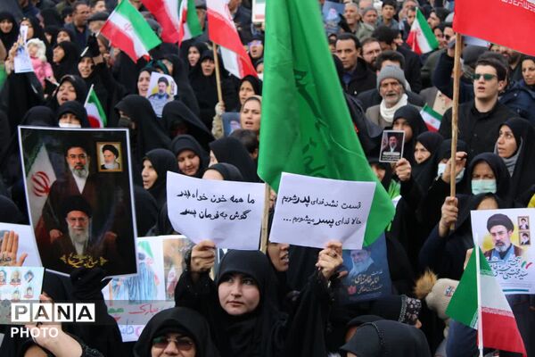 مراسم باشکوه بیعت مردم همدان با رهبر جدید انقلاب اسلامی 