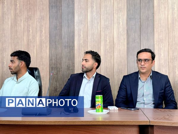 نشست هم‌اندیشی جوانان در شهرستان‌های فاریاب و کهنوج