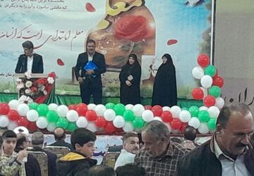 جایگاه معلم در باور و ارزش‌های ملت ما، جایگاهی رفیع و ارزشمند است