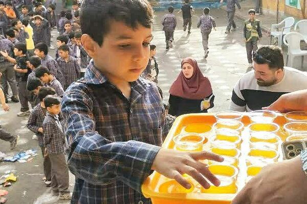 گرامیداشت هفته معلم در مدارس پیشوا