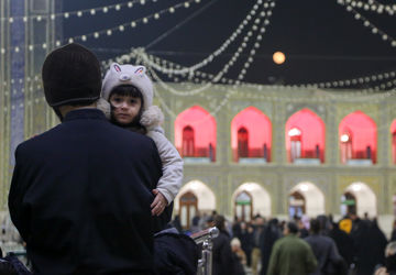 حال و هوای حرم مطهر رضوی در شب وفات حضرت زینب سلام الله علیها