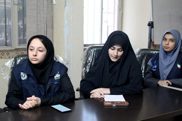 نشست قائم‌مقام سازمان دانش‌آموزی کشور با اعضای سازمان دانش‌آموزی خوزستان