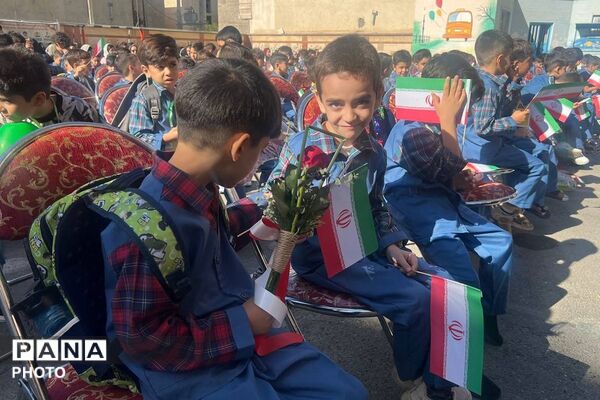 جشن شکوفه‌ها در ملارد؛ آغاز یک مسیر شیرین برای دانش‌آموزان کلاس اولی