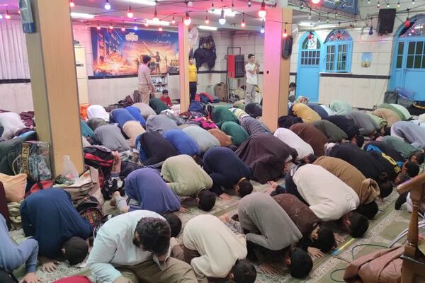 اولین روز حضور پسران ناحیه دو شهرری در مراسم معنوی اعتکاف 