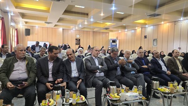  مراسم کلنگ‌زنی همزمان دو پروژه آموزشی در ناحیه چهار اصفهان