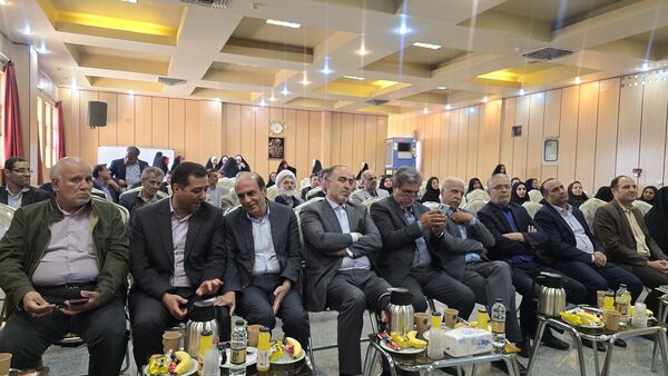  مراسم کلنگ‌زنی همزمان دو پروژه آموزشی در ناحیه چهار اصفهان