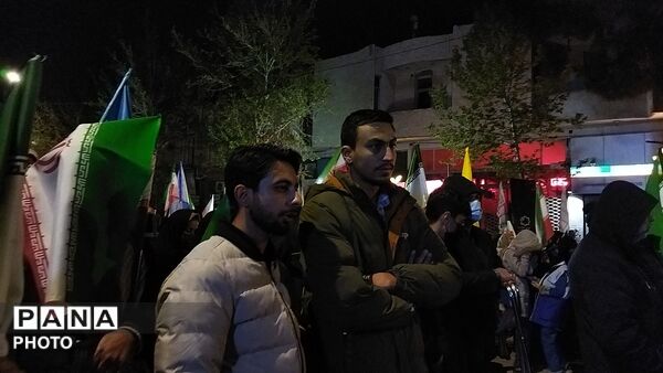 چهل روز ، چهل شب ؛ مردم نیشابور عزادار رهبر شهید و شهدای میناب هستند -۱