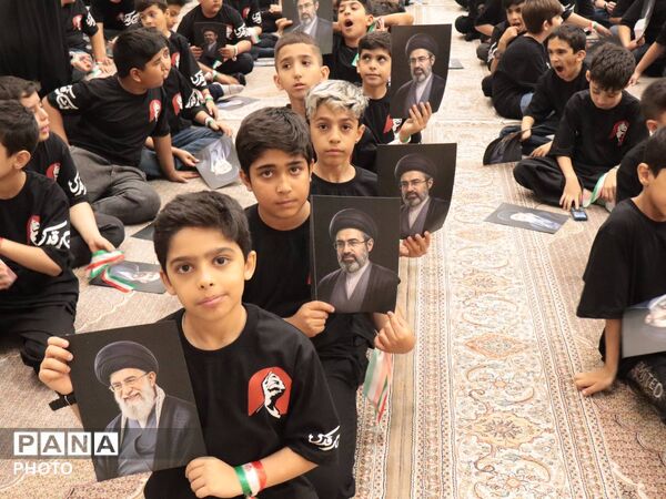 حضور دانش آموزان در همایش باید برخاست